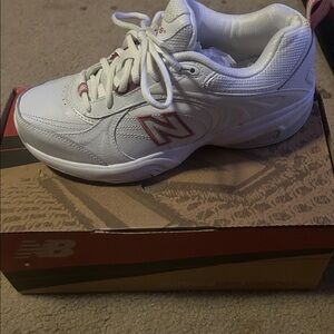 NWT! New Balance Women's Sneakers